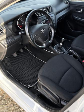 Kia Rio III Рестайлинг с пробегом 2017 года, цена 980 000 рублей, 160773 км, седан, Автокод Объявления