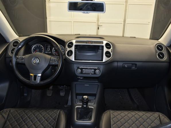 Volkswagen Tiguan I Рестайлинг с пробегом 2015 года, цена 1 350 000 рублей, 92000 км, внедорожник, Автокод Объявления