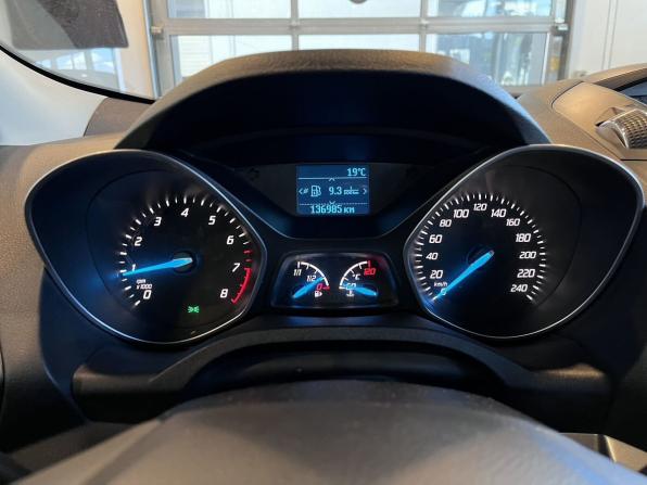 Ford Kuga II с пробегом 2013 года, цена 1 110 000 рублей, 136984 км, внедорожник, Автокод Объявления
