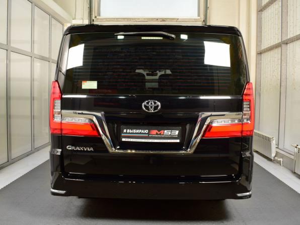 Toyota Granvia II с пробегом 2020 года, цена 6 685 995 рублей, 123887 км, минивэн, Автокод Объявления