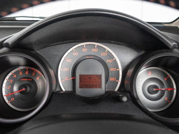 Honda Fit II с пробегом 2012 года, цена 930 000 рублей, 98047 км, хэтчбек, Автокод Объявления