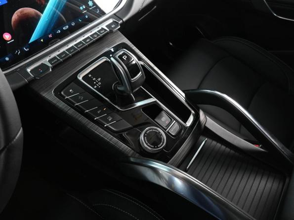 Geely Atlas I с пробегом 2019 года, цена 1 949 000 рублей, 68020 км, внедорожник, Автокод Объявления