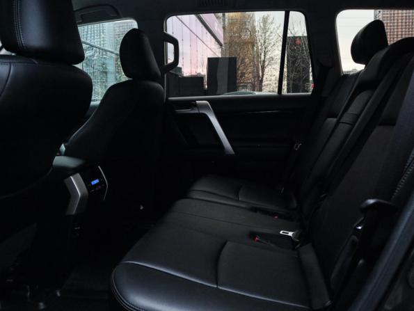 Toyota Land Cruiser Prado 150 Series Рестайлинг 2 с пробегом 2018 года, цена 4 870 000 рублей, 83355 км, внедорожник, Автокод Объявления