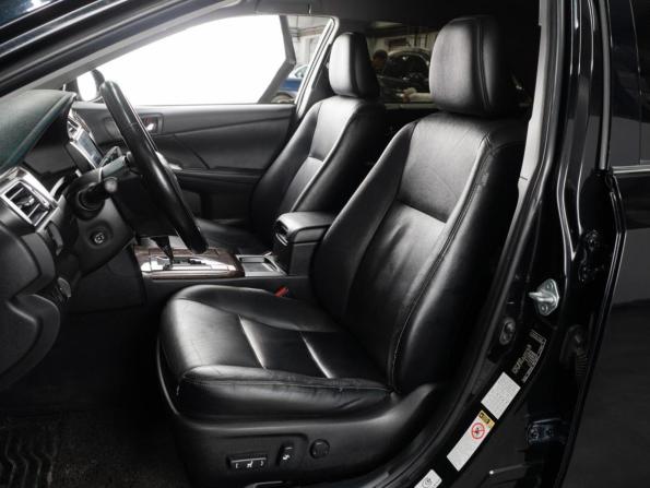 Toyota Camry VII (XV50) Рестайлинг с пробегом 2014 года, цена 1 829 000 рублей, 233546 км, седан, Автокод Объявления