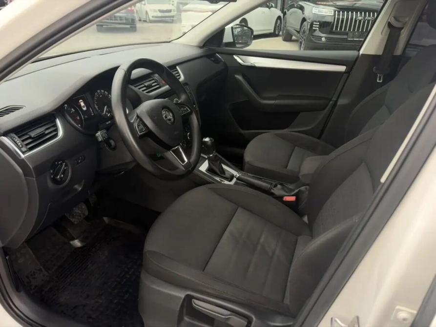 Skoda Octavia III (A7) Волгоград  - изображение 8