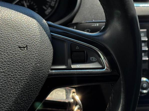 Skoda Octavia III (A7) с пробегом 2013 года, цена 1 049 000 рублей, 248718 км, лифтбек, Автокод Объявления