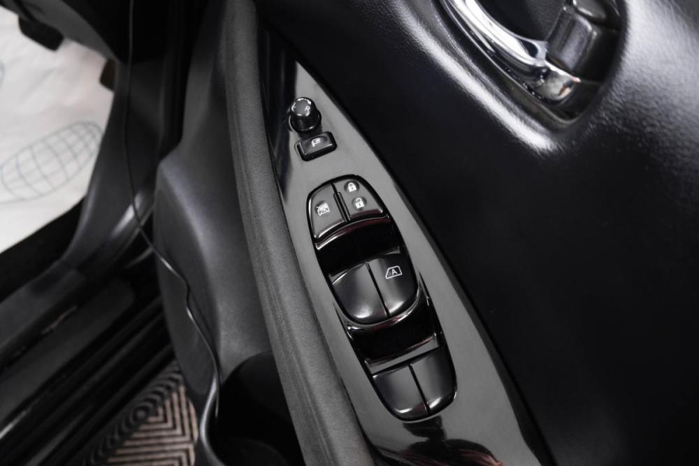 Nissan Leaf I (ZE0/AZE0) Пермь  - изображение 24