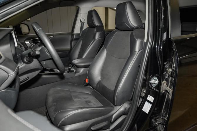 Toyota RAV4 V (XA50) с пробегом 2021 года, цена 3 635 000 рублей, 79982 км, внедорожник, Автокод Объявления