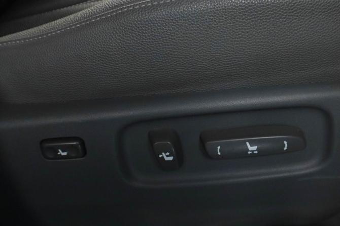 Lexus LX III с пробегом 2008 года, цена 2 869 000 рублей, 296354 км, внедорожник, Автокод Объявления