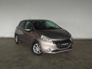 Peugeot 208 I Москва  - изображение 18