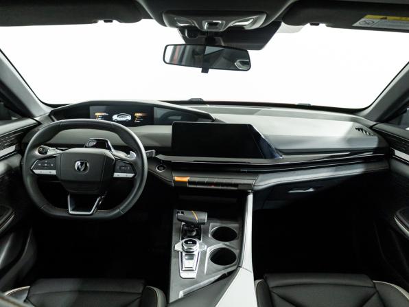 Changan UNI-V I с пробегом 2023 года, цена 2 217 960 рублей, 42911 км, лифтбек, Автокод Объявления
