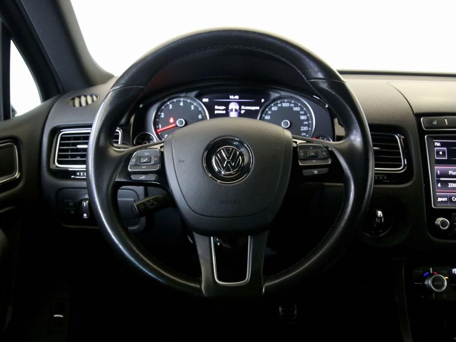 Volkswagen Touareg II Рестайлинг Санкт-Петербург  - изображение 19
