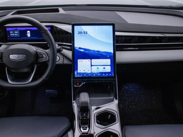 Geely Atlas II с пробегом 2024 года, цена 2 695 000 рублей, 20347 км, внедорожник, Автокод Объявления