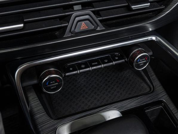 Geely Tugella I Рестайлинг с пробегом 2023 года, цена 2 749 000 рублей, 88923 км, внедорожник, Автокод Объявления