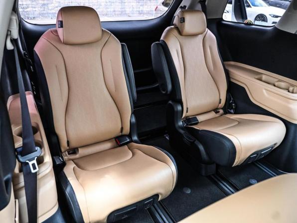 Kia Carnival IV с пробегом 2021 года, цена 3 819 000 рублей, 69357 км, минивэн, Автокод Объявления