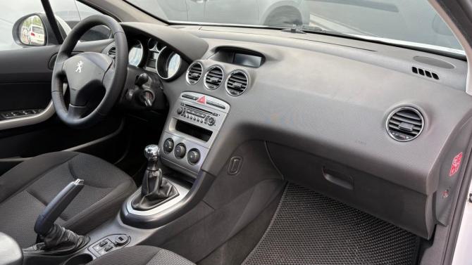 Peugeot 408 I с пробегом 2012 года, цена 575 000 рублей, 166143 км, седан, Автокод Объявления