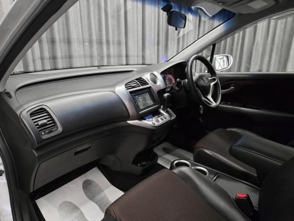Honda Stream II Рестайлинг с пробегом 2010 года, цена 1 130 000 рублей, 160000 км, минивэн, Автокод Объявления