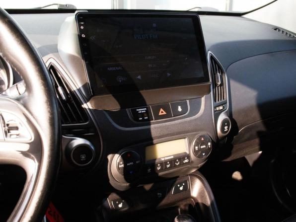 Hyundai ix35 I Рестайлинг с пробегом 2014 года, цена 1 429 000 рублей, 133168 км, внедорожник, Автокод Объявления