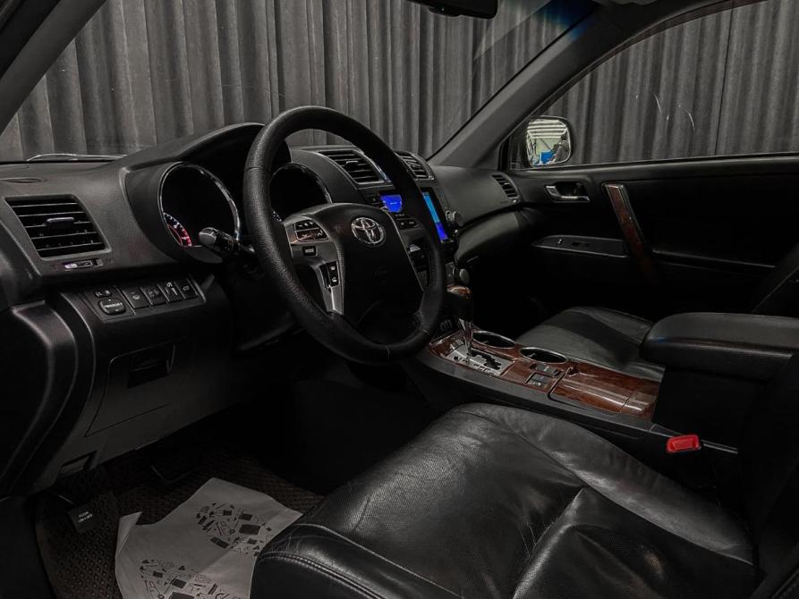 Toyota Highlander II (XU40) Рестайлинг Красноярск  - изображение 8
