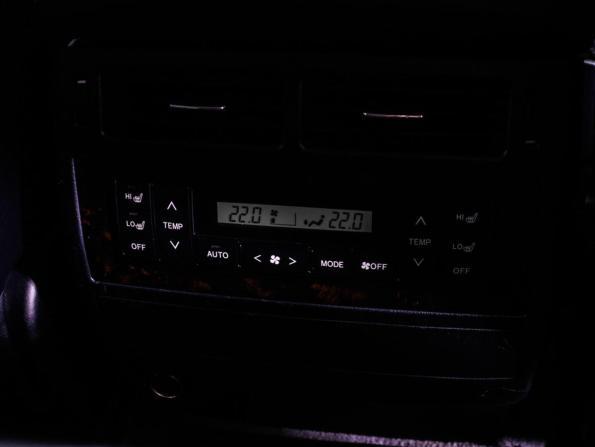 Toyota Land Cruiser 200 Series Рестайлинг 1 с пробегом 2012 года, цена 3 999 000 рублей, 93042 км, внедорожник, Автокод Объявления