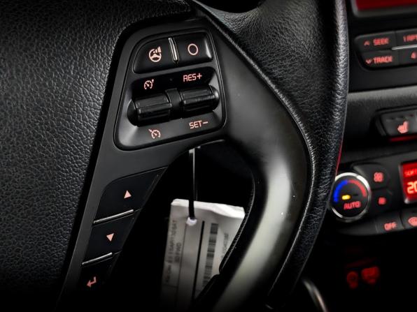 Kia Ceed II Рестайлинг с пробегом 2017 года, цена 1 535 000 рублей, 77710 км, хэтчбек, Автокод Объявления