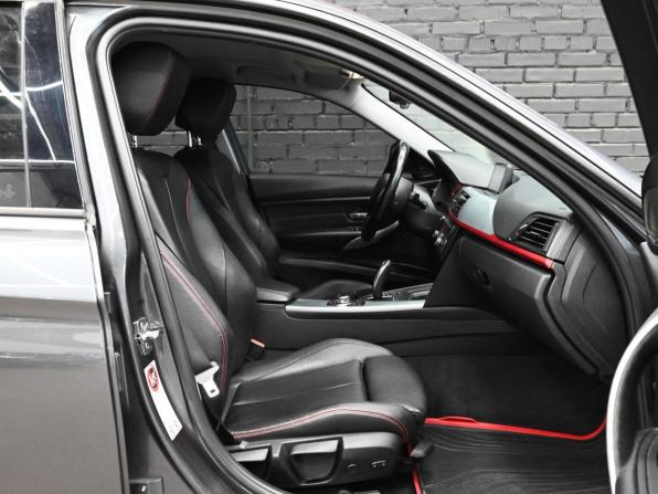 BMW 3 серии VI (F3x) с пробегом 2012 года, цена 1 460 000 рублей, 271093 км, седан, Автокод Объявления