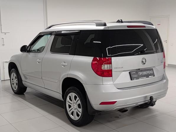 Skoda Yeti I Рестайлинг с пробегом 2014 года, цена 660 000 рублей, 247461 км, внедорожник, Автокод Объявления