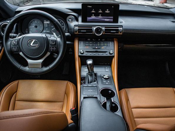 Lexus RC I Рестайлинг с пробегом 2024 года, цена 5 149 000 рублей, 8958 км, купе, Автокод Объявления