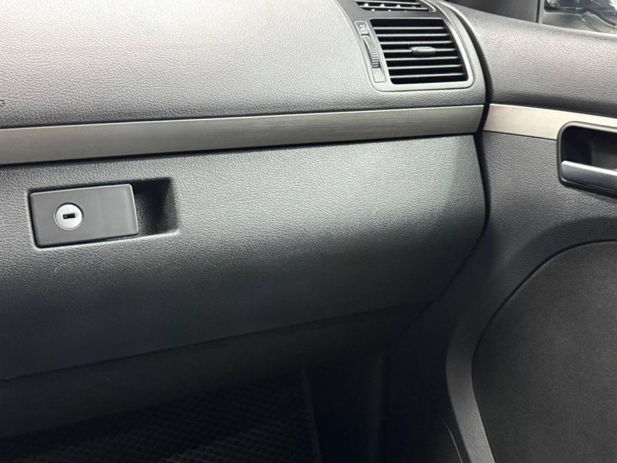 Volkswagen Touran I Рестайлинг Ростов-на-Дону  - изображение 15