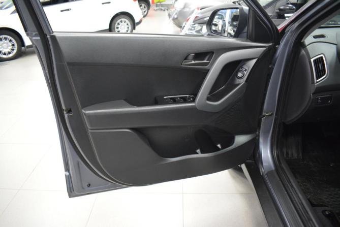 Hyundai Creta I с пробегом 2018 года, цена 1 599 000 рублей, 167000 км, внедорожник, Автокод Объявления
