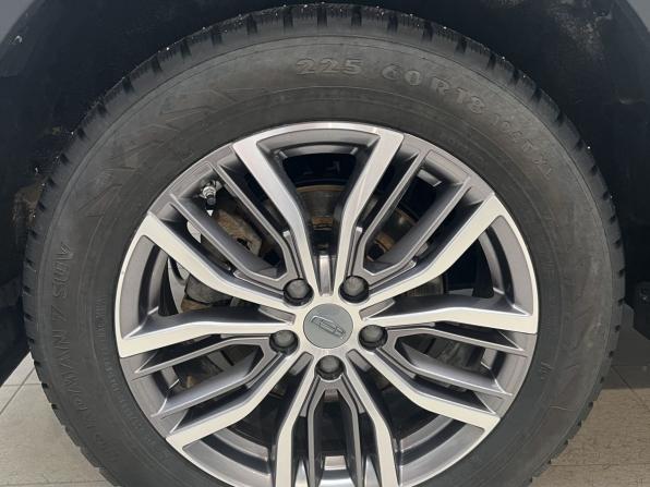 Geely Atlas Pro с пробегом 2023 года, цена 1 990 000 рублей, 67637 км, внедорожник, Автокод Объявления