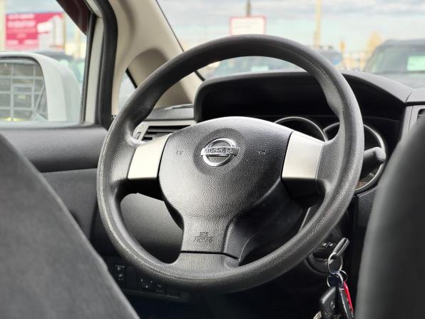 Nissan Tiida I Рестайлинг с пробегом 2013 года, цена 649 000 рублей, 170375 км, седан, Автокод Объявления
