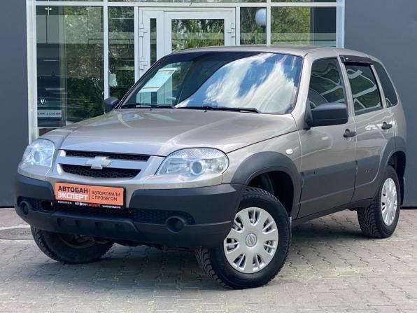 Chevrolet Niva I Рестайлинг с пробегом 2019 года, цена 719 000 рублей, 115000 км, внедорожник, Автокод Объявления