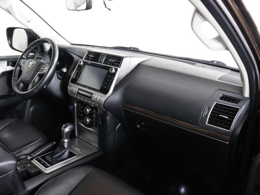 Toyota Land Cruiser Prado 150 Series Рестайлинг 2 Химки  - изображение 12