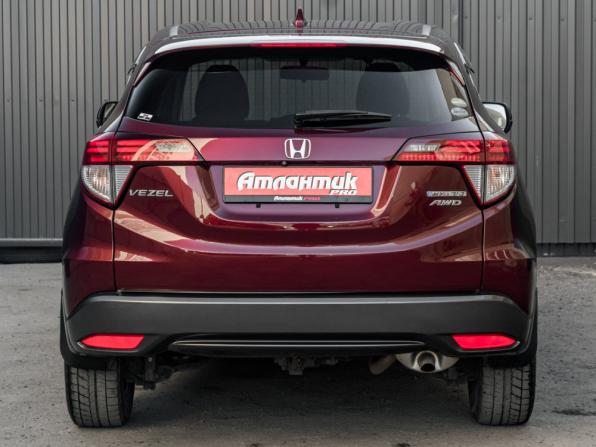 Honda Vezel I с пробегом 2014 года, цена 1 430 000 рублей, 154543 км, внедорожник, Автокод Объявления