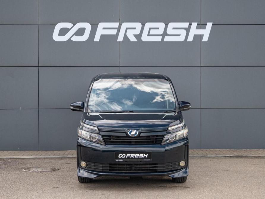 Toyota Voxy III (R80) Краснодар  - изображение 3