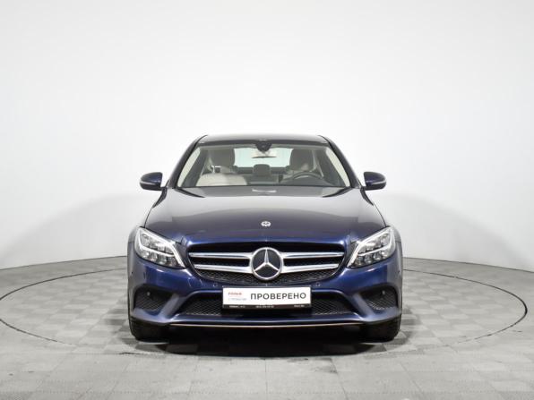 Mercedes-Benz C-Класс IV (W205) Рестайлинг с пробегом 2018 года, цена 2 897 630 рублей, 63003 км, седан, Автокод Объявления
