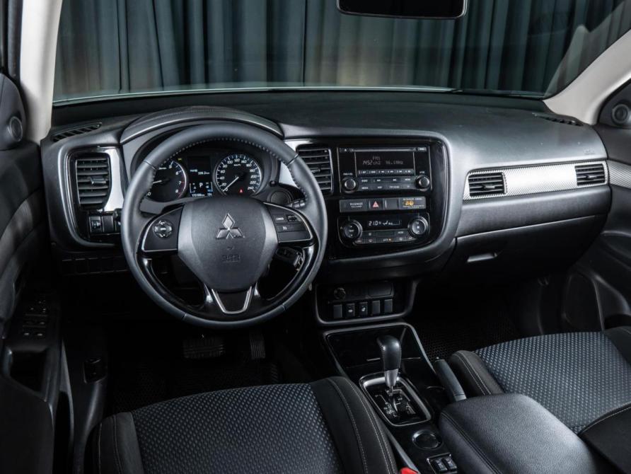 Mitsubishi Outlander III Рестайлинг 2 Волгоград  - изображение 6