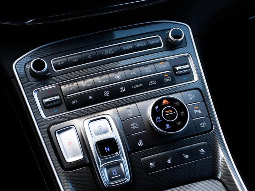 Hyundai Santa Fe IV Рестайлинг Москва  - изображение 21