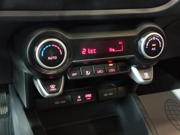 Kia Rio IV с пробегом 2020 года, цена 1 550 000 рублей, 98365 км, хэтчбек, Автокод Объявления