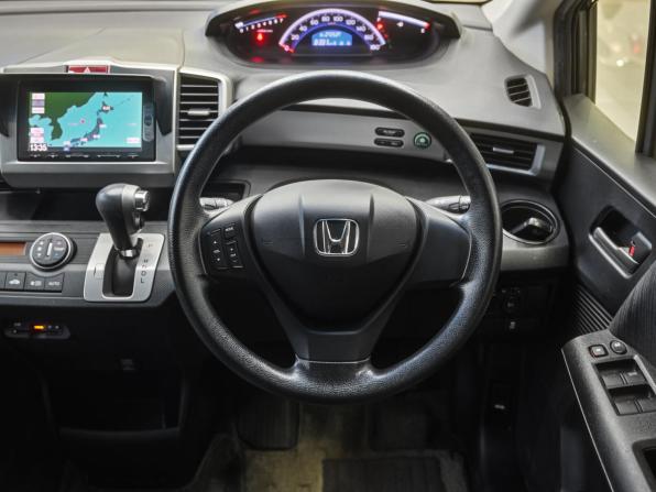 Honda Freed I Рестайлинг 2 с пробегом 2014 года, цена 1 459 000 рублей, 72537 км, компактвэн, Автокод Объявления