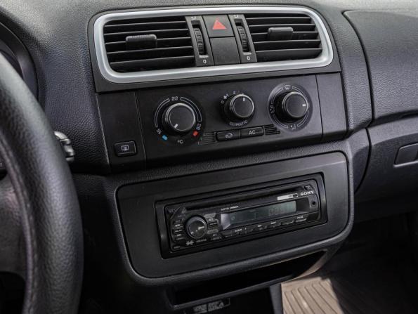 Skoda Fabia II с пробегом 2009 года, цена 465 000 рублей, 217045 км, хэтчбек, Автокод Объявления