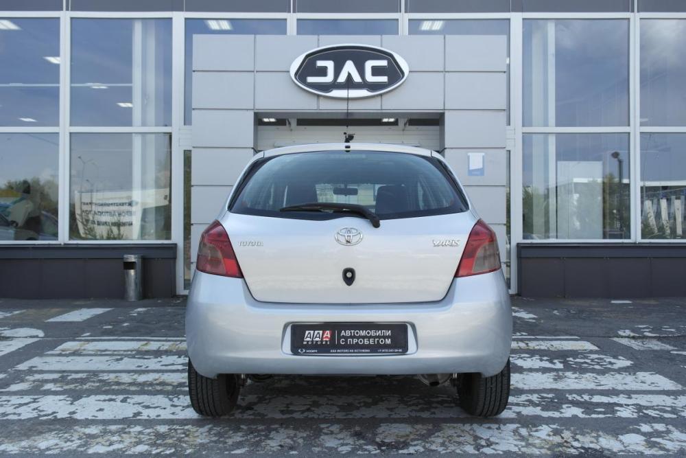 Toyota Yaris II Воронеж  - изображение 4