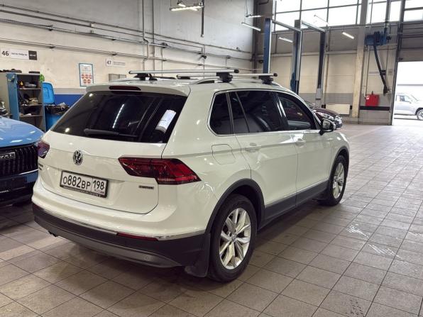 Volkswagen Tiguan II с пробегом 2018 года, цена 2 250 000 рублей, 153252 км, внедорожник, Автокод Объявления