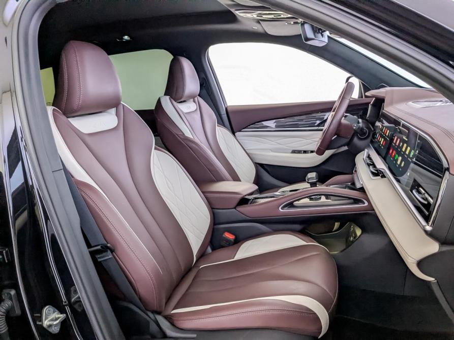 Geely Monjaro I Москва  - изображение 28