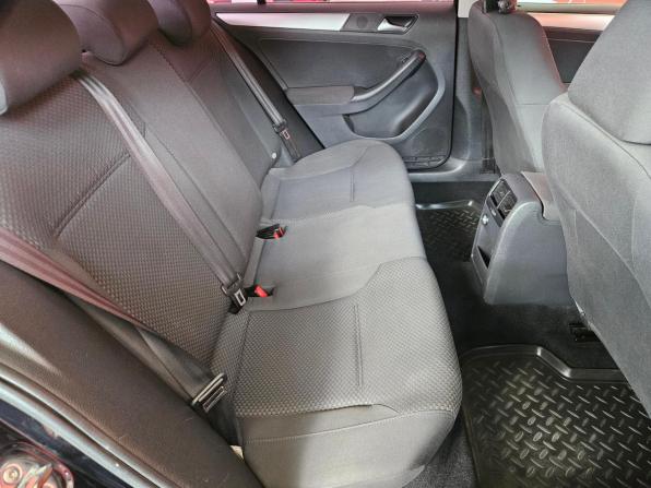 Volkswagen Jetta VI с пробегом 2012 года, цена 825 000 рублей, 228611 км, седан, Автокод Объявления