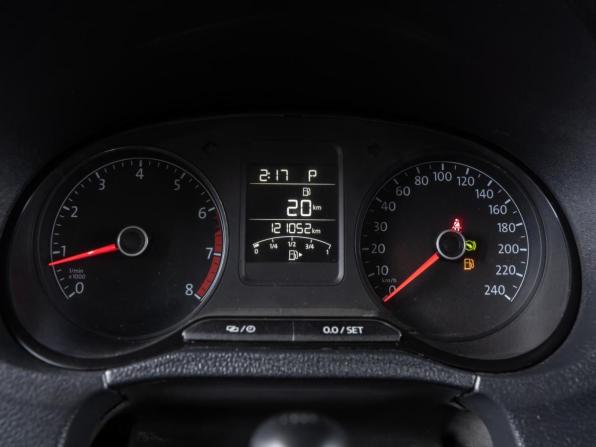 Volkswagen Polo V Рестайлинг с пробегом 2020 года, цена 1 299 040 рублей, 121052 км, седан, Автокод Объявления