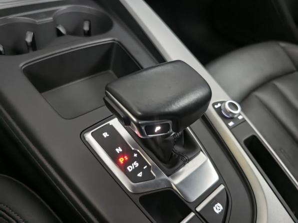 Audi A4 V (B9) Рестайлинг с пробегом 2021 года, цена 3 395 000 рублей, 63206 км, седан, Автокод Объявления