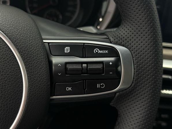 Kia K5 III с пробегом 2020 года, цена 2 399 000 рублей, 110563 км, седан, Автокод Объявления