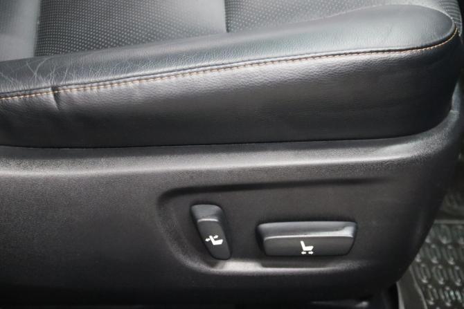 Toyota Camry VII (XV50) Рестайлинг с пробегом 2016 года, цена 2 435 150 рублей, 113929 км, седан, Автокод Объявления